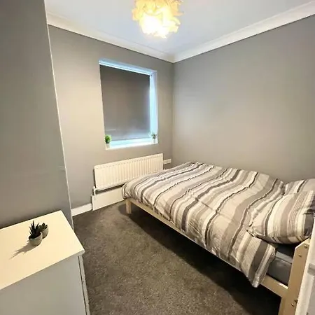 Aprt 10Mins Walk From The Shard! Apartment London Exterior photo