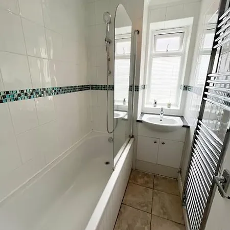Aprt 10Mins Walk From The Shard! Apartment London Exterior photo