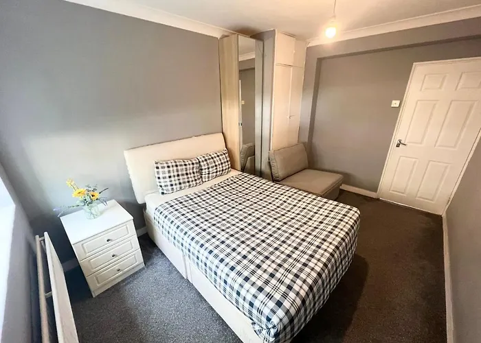 Aprt 10Mins Walk From The Shard!
