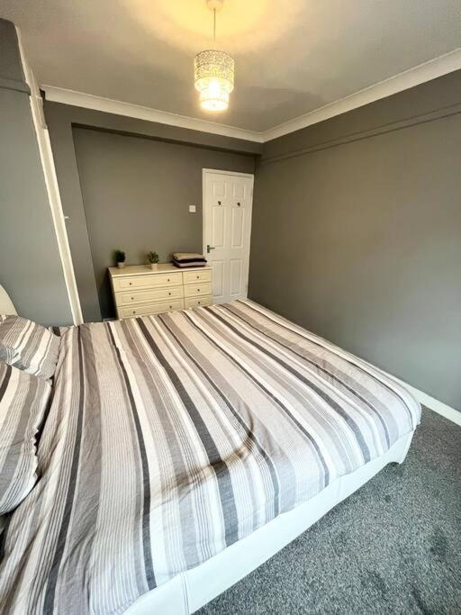 Appartement Aprt 10mins Walk From The Shard!
